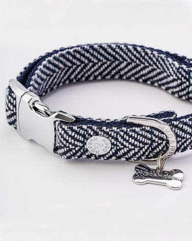 Tweed Metal Buckle Dog Collar - Navy Herringbone Close Up